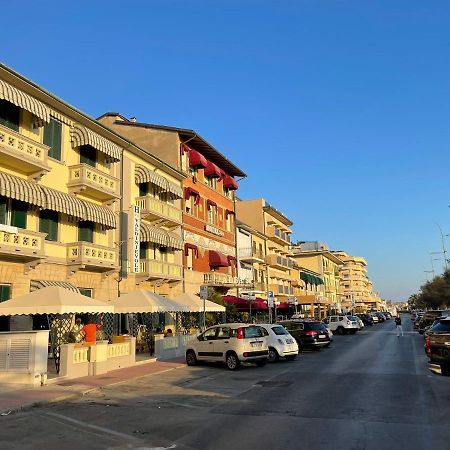 Hotel Valdinievole Lido di Camaiore Dış mekan fotoğraf