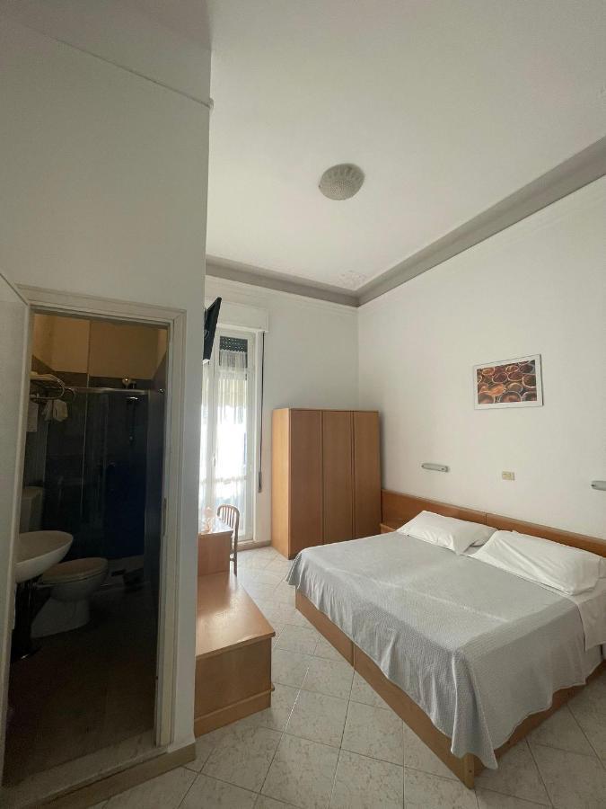 Hotel Valdinievole Lido di Camaiore Dış mekan fotoğraf