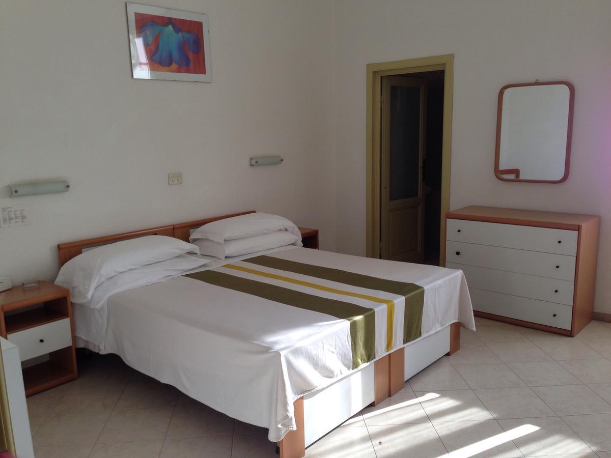 Hotel Valdinievole Lido di Camaiore Dış mekan fotoğraf