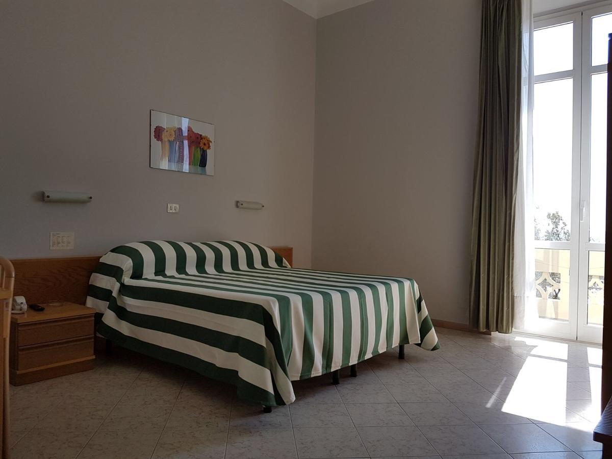 Hotel Valdinievole Lido di Camaiore Dış mekan fotoğraf