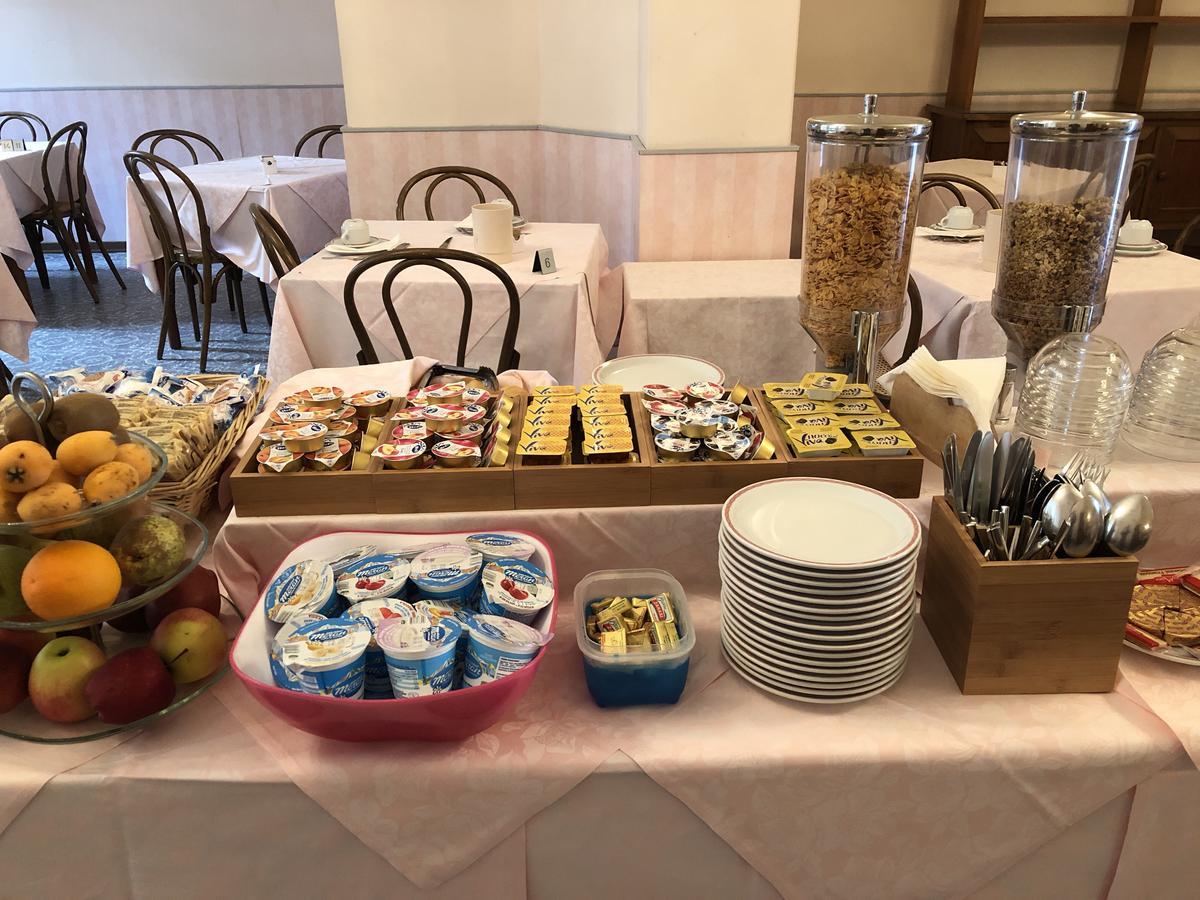 Hotel Valdinievole Lido di Camaiore Dış mekan fotoğraf