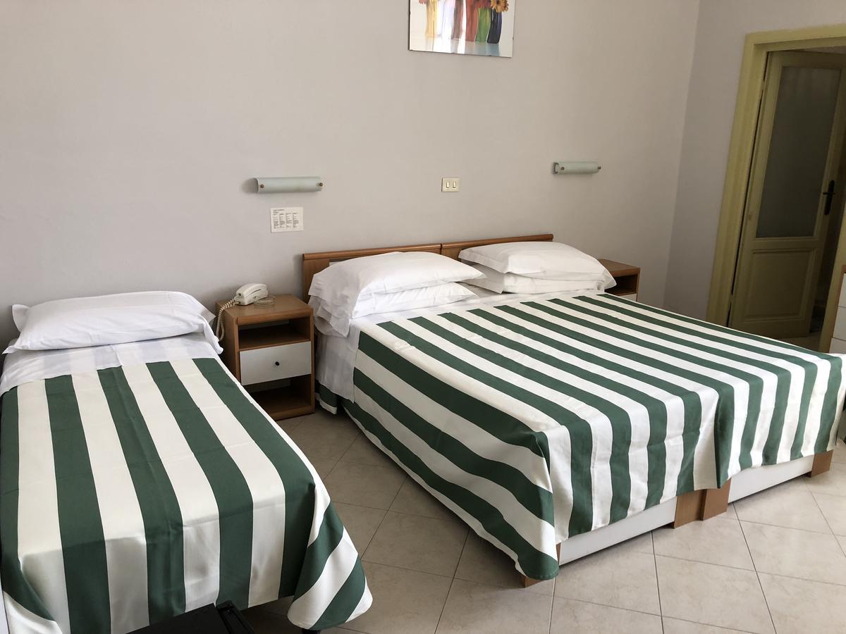 Hotel Valdinievole Lido di Camaiore Dış mekan fotoğraf
