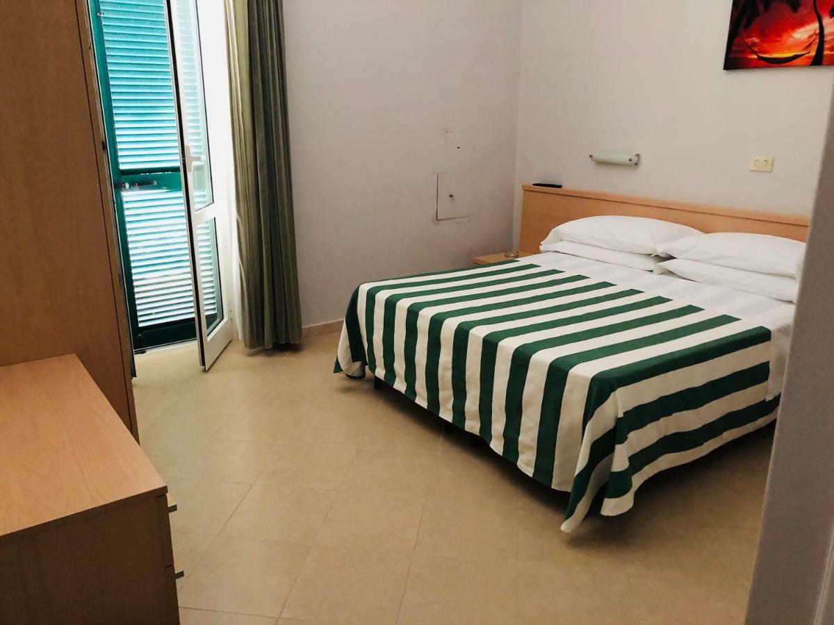 Hotel Valdinievole Lido di Camaiore Dış mekan fotoğraf